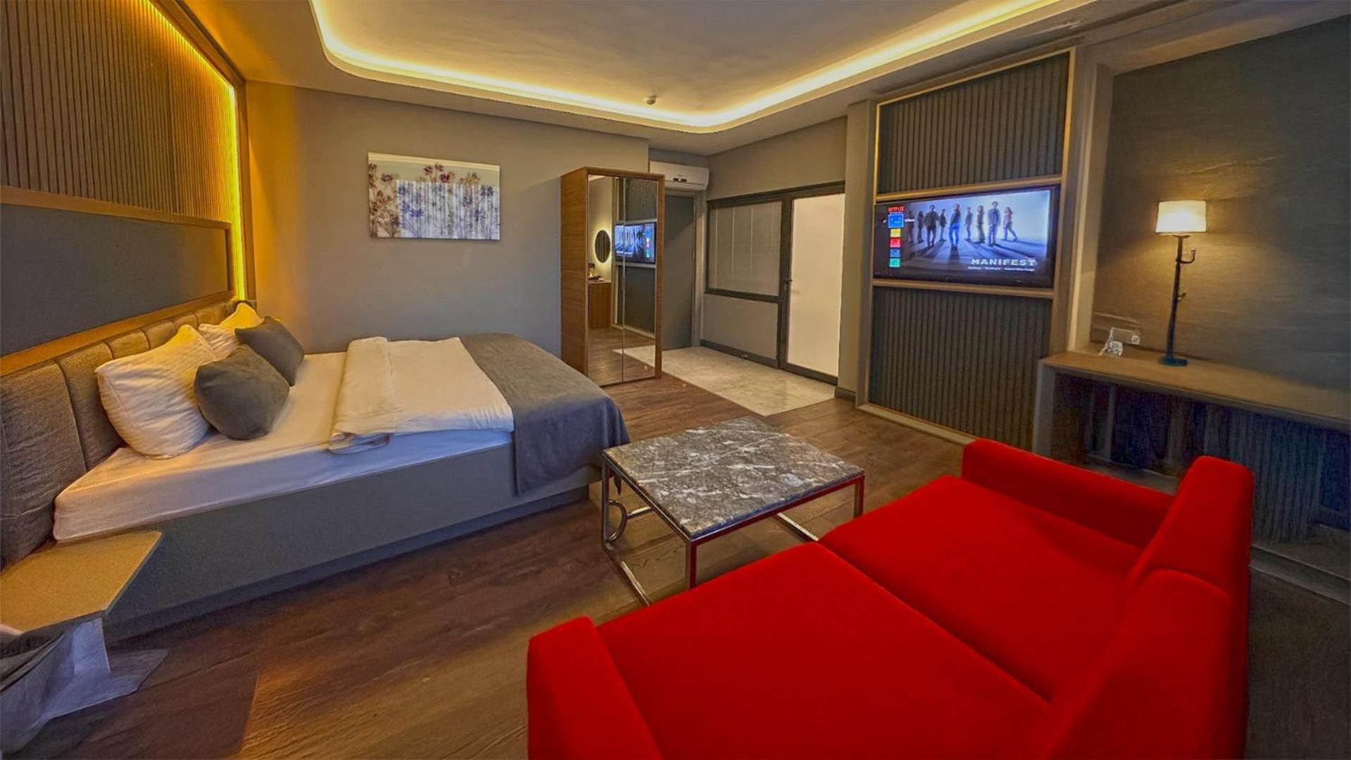 216 Eagle Palace Otel