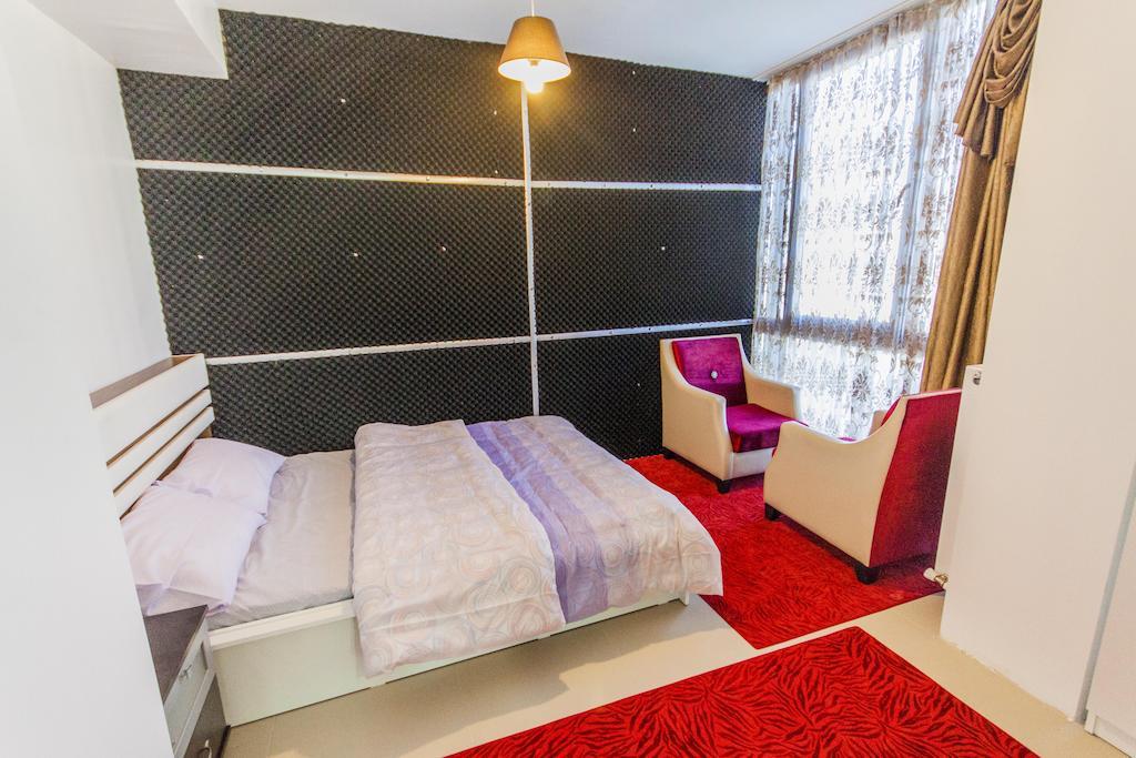 Otel 216 Eagle Palace