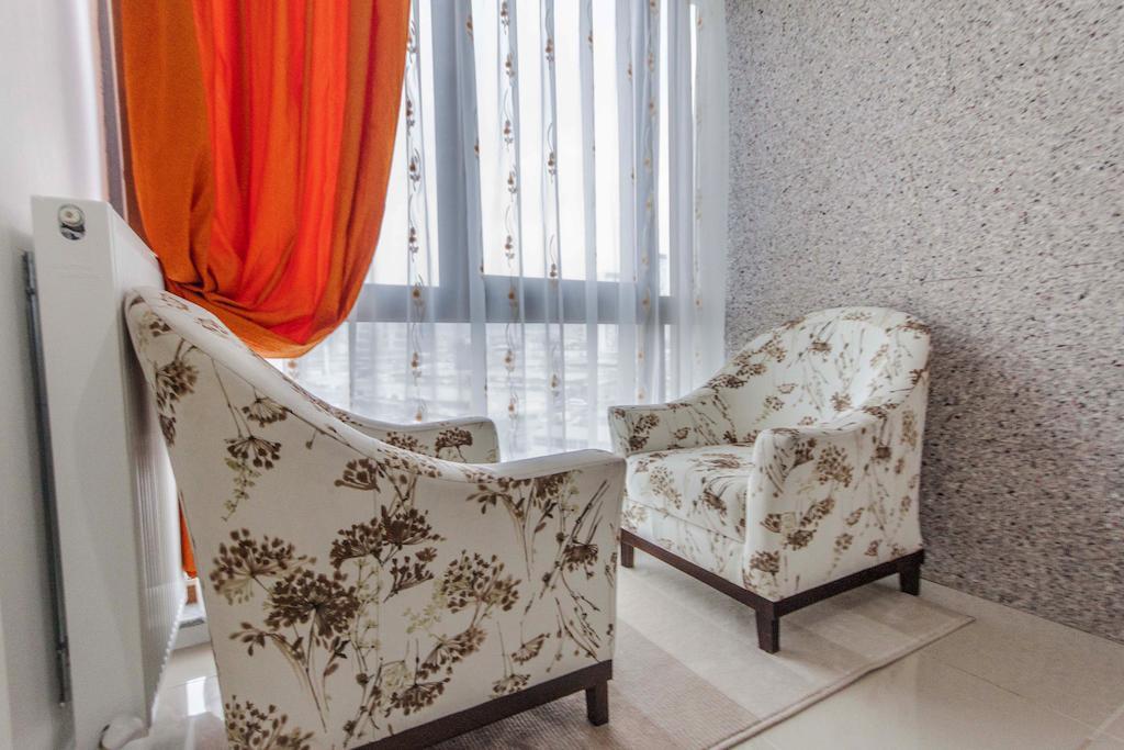 Otel 216 Eagle Palace